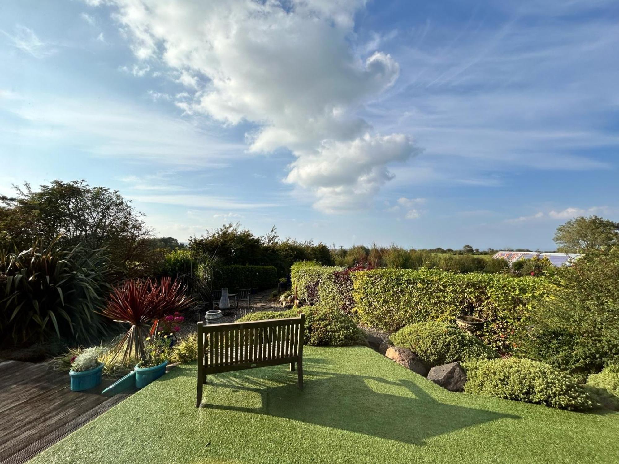 Golf & Family Chill Cottage, Hot-Tub, Beach 10 Min Coleraine Exterior photo