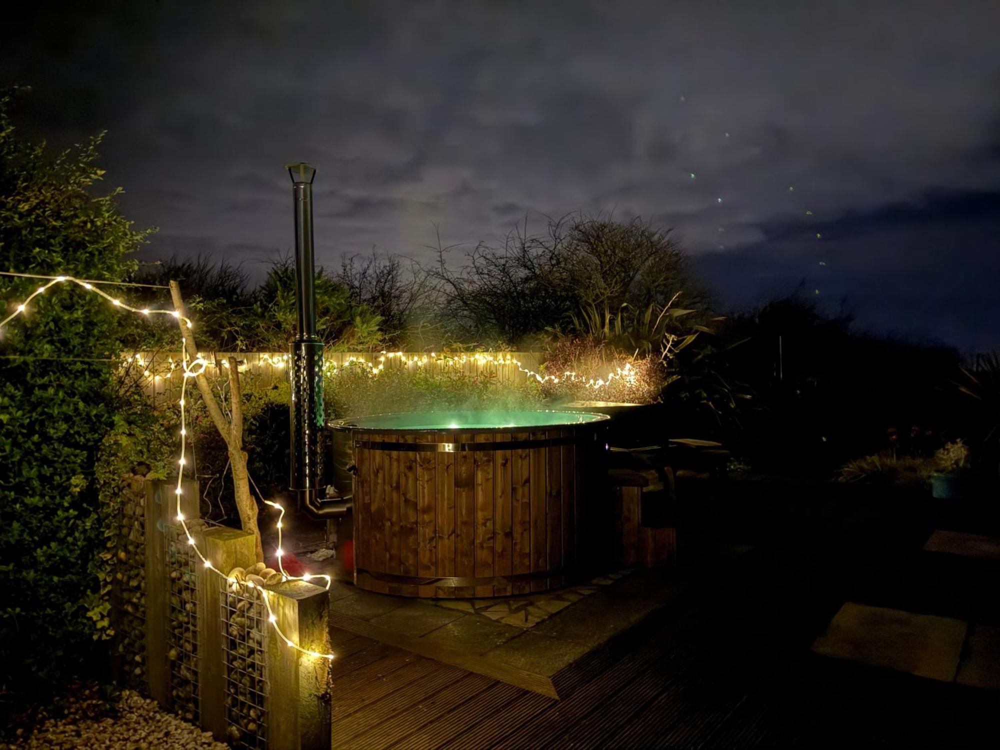 Golf & Family Chill Cottage, Hot-Tub, Beach 10 Min Coleraine Exterior photo